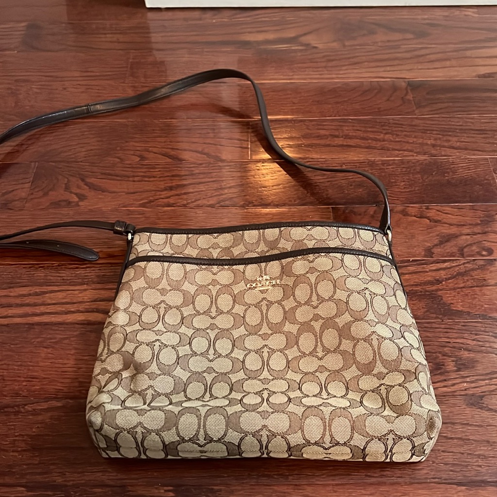 Designer Brand Coach Crossbody Bag